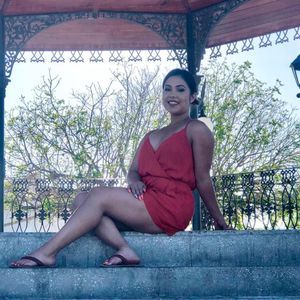 Meet your Posher, Beatriz